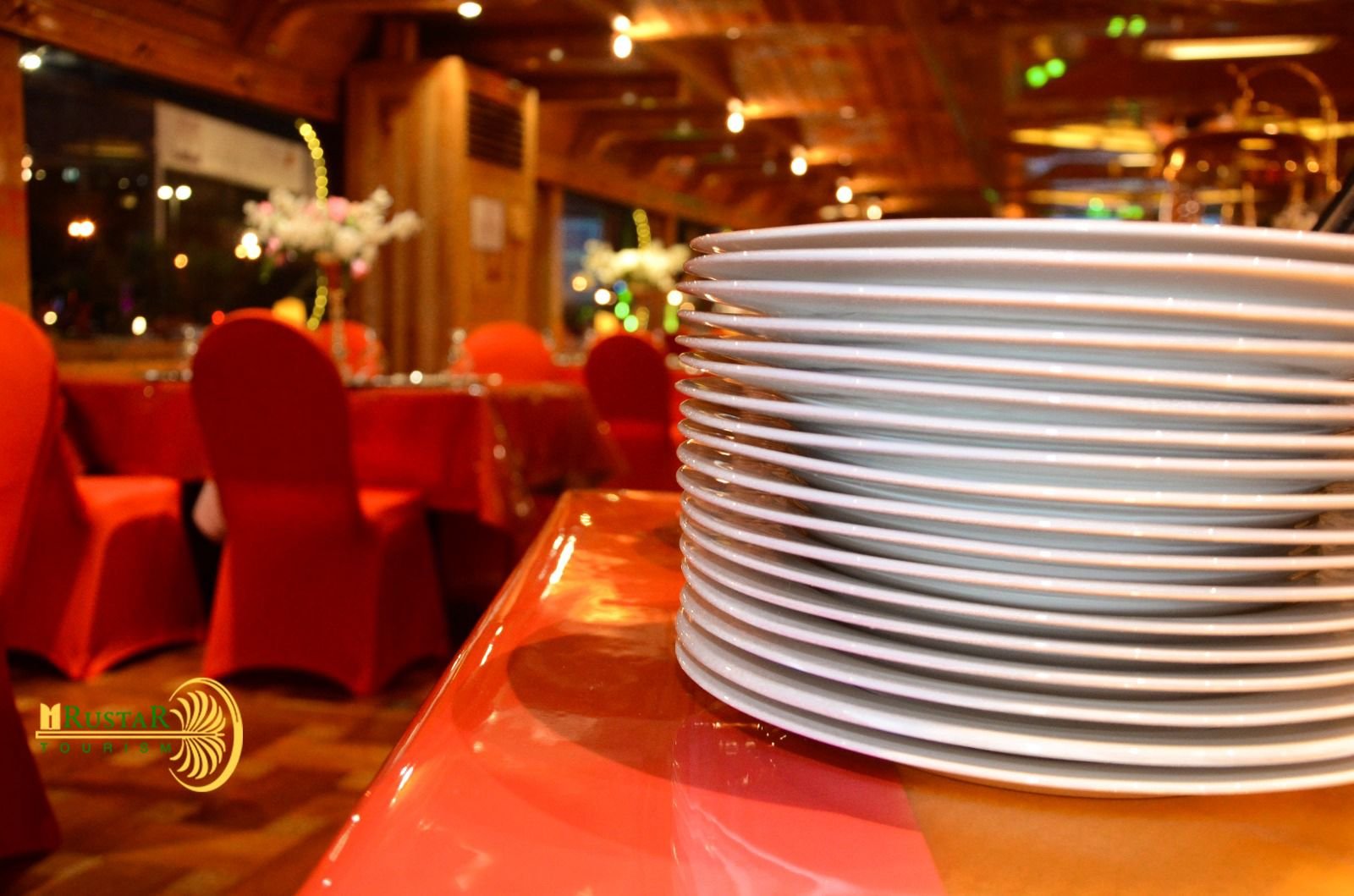 Deira Creek Premium Cruise