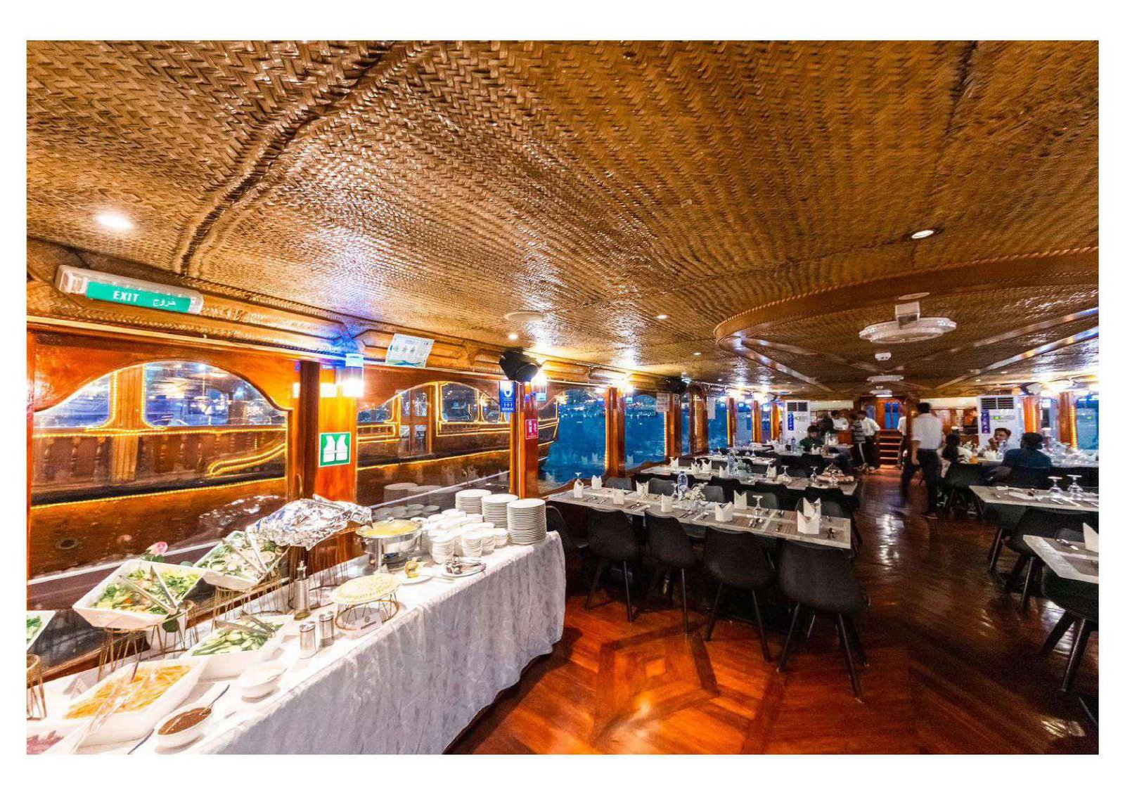 Al Seef Sunset Dhow Cruise Bur Dubai