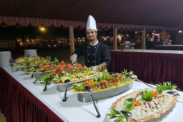 Desert Safari tour in Dubai With Buffet Dinner