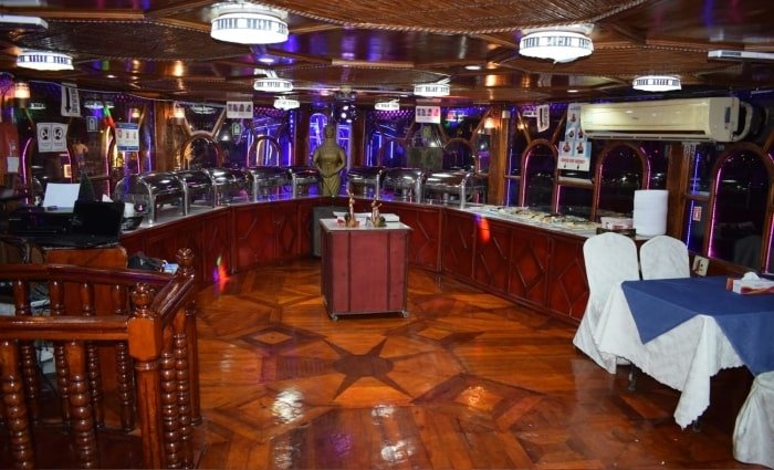 Wooden Dhow Cruise Dubai Deira Creek